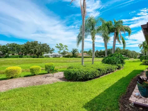 6103 Clubside Drive Sarasota FL 34243