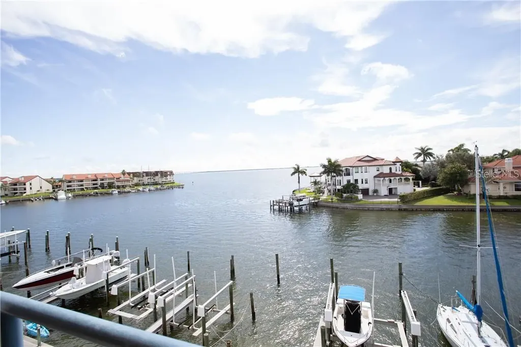 363 Pinellas Bayway S Tierra Verde FL 33715