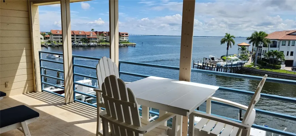 363 Pinellas Bayway S Tierra Verde FL 33715
