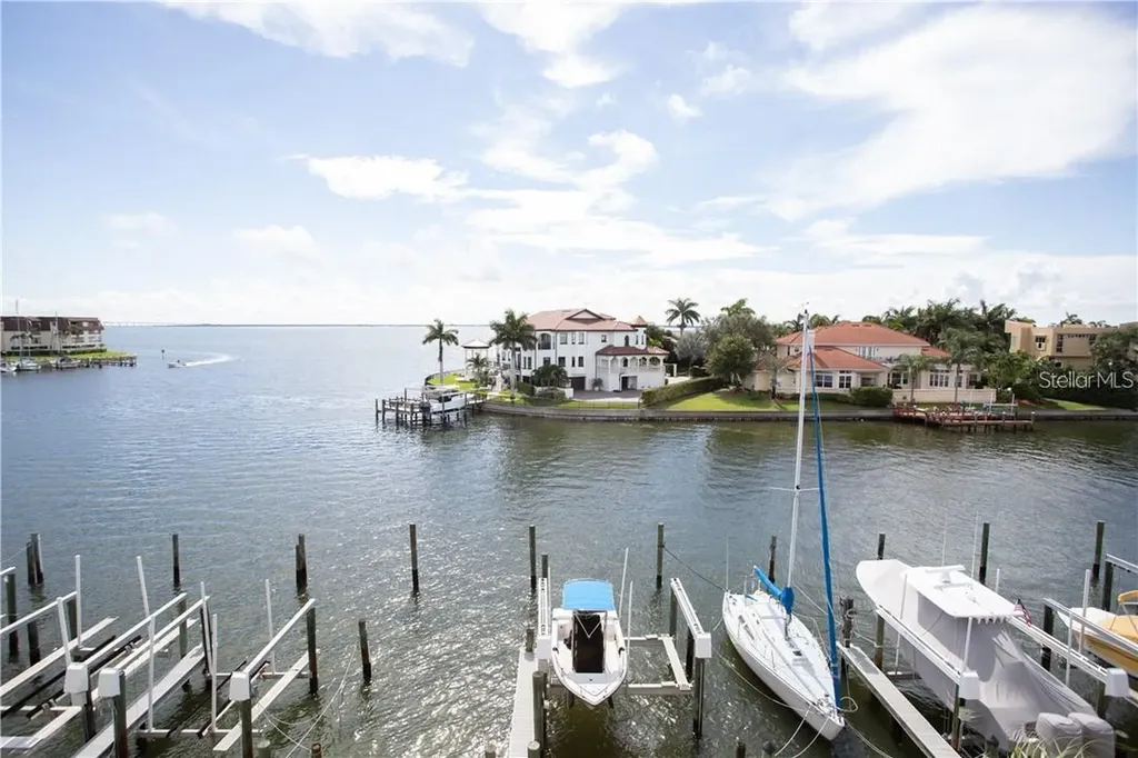 363 Pinellas Bayway S Tierra Verde FL 33715