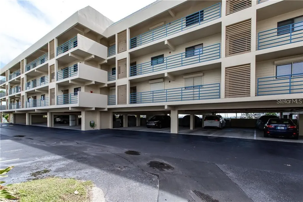 363 Pinellas Bayway S Tierra Verde FL 33715