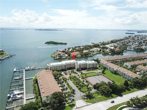 363 Pinellas Bayway S Tierra Verde FL 33715