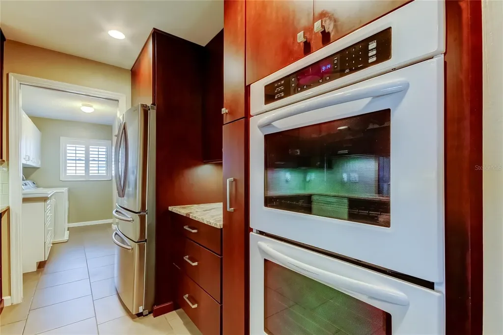 329 Club Manor Drive Sun City Center FL 33573