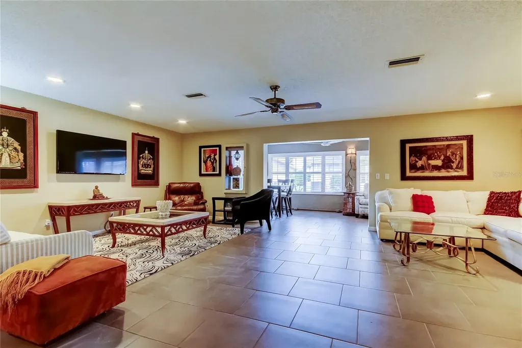 329 Club Manor Drive Sun City Center FL 33573