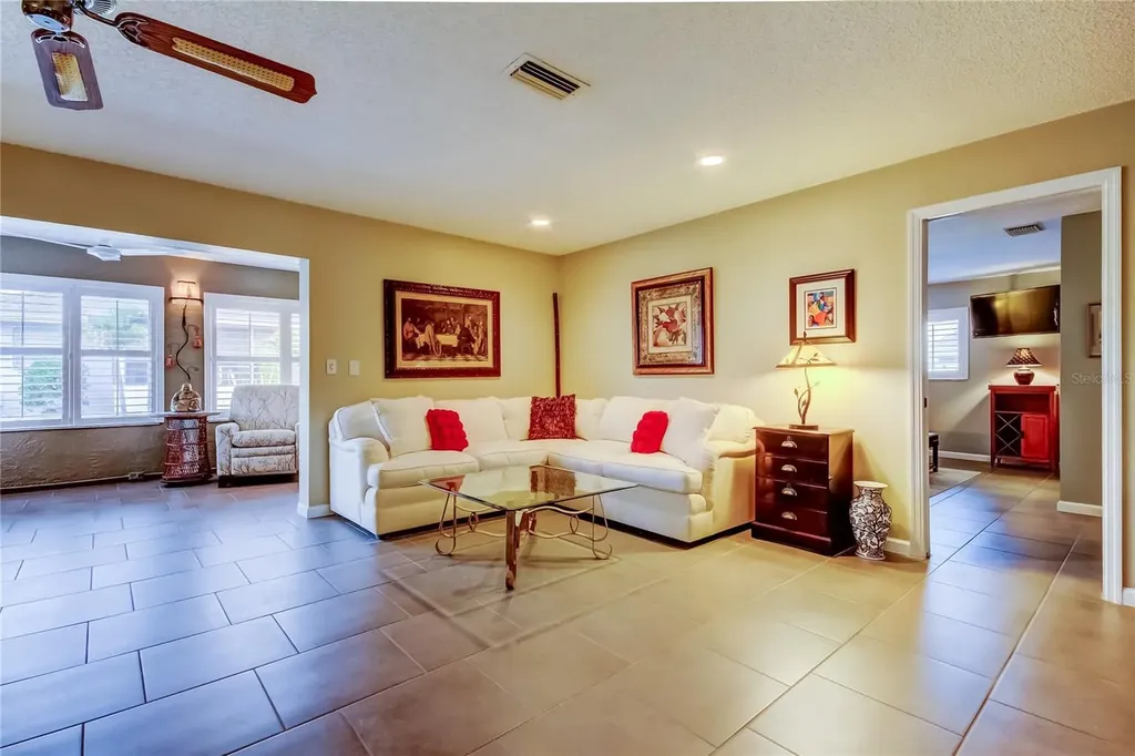 329 Club Manor Drive Sun City Center FL 33573