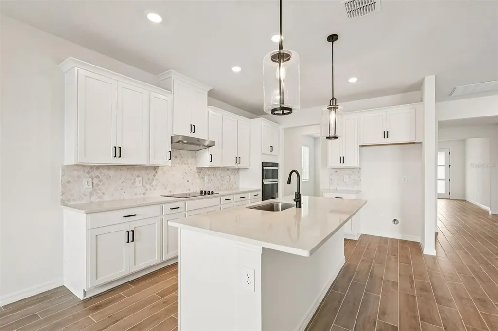 10546 Abundance Grove Way Parrish FL 34219