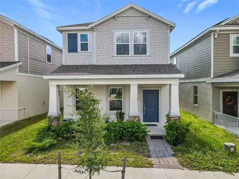 4152 Pino Street Apopka FL 32712