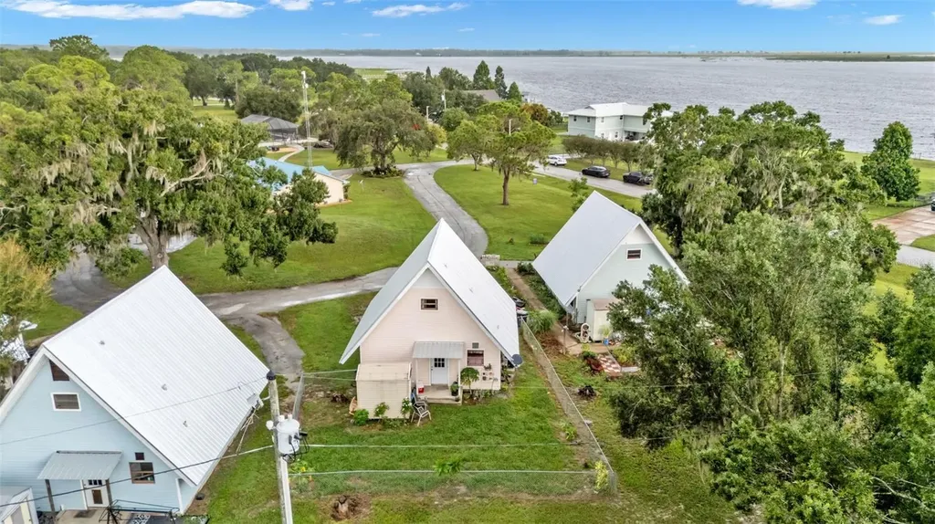 701 Keen Road Frostproof FL 33843