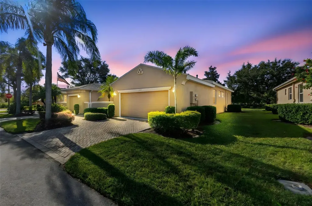2404 Kensington Greens Drive Sun City Center FL 33573