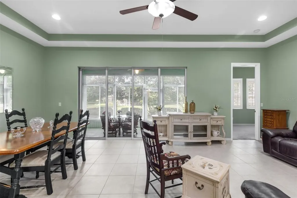 2404 Kensington Greens Drive Sun City Center FL 33573