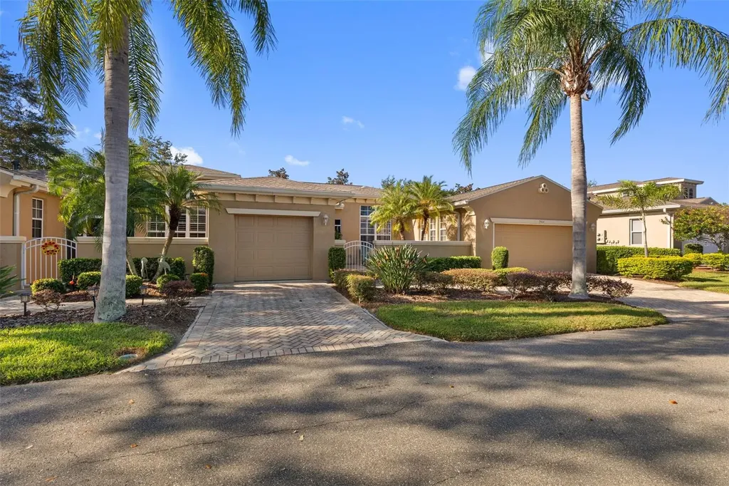 2404 Kensington Greens Drive Sun City Center FL 33573