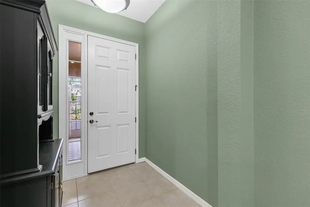 2404 Kensington Greens Drive Sun City Center FL 33573