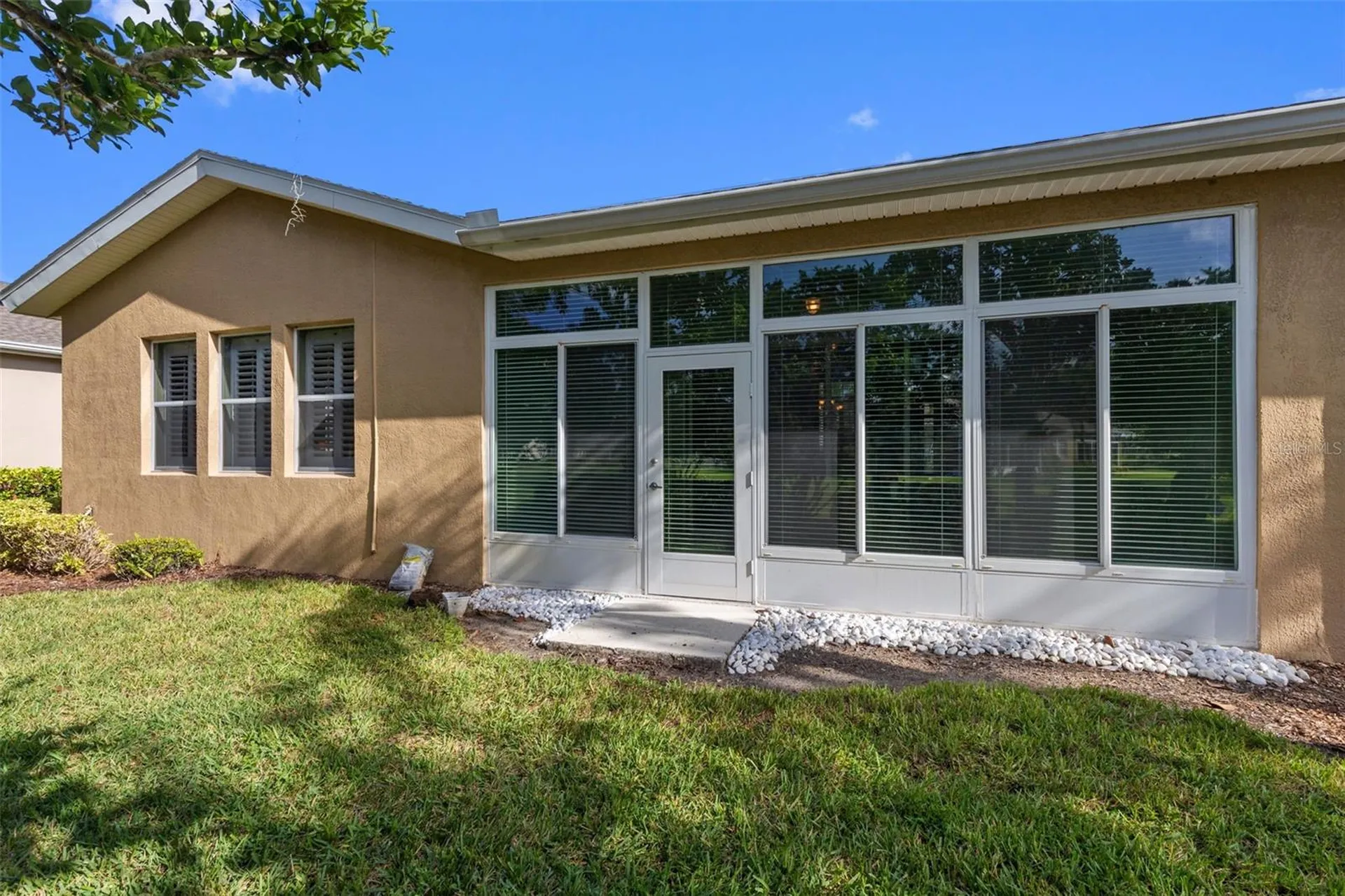 2404 Kensington Greens Drive Sun City Center FL 33573