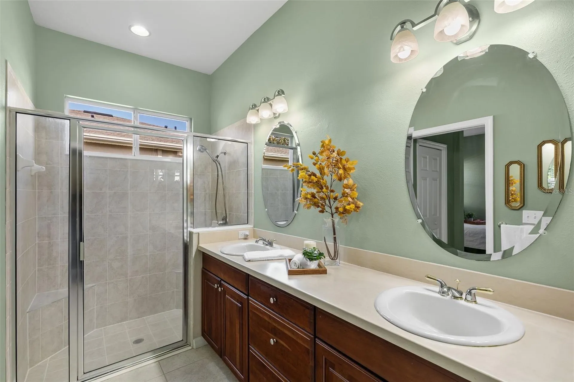 2404 Kensington Greens Drive Sun City Center FL 33573