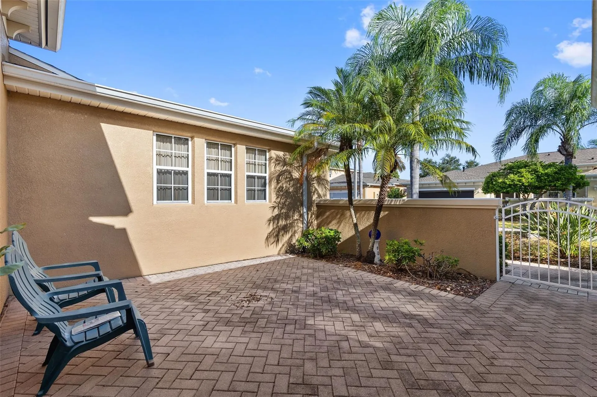 2404 Kensington Greens Drive Sun City Center FL 33573