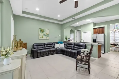 2404 Kensington Greens Drive Sun City Center FL 33573