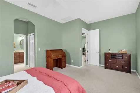 2404 Kensington Greens Drive Sun City Center FL 33573
