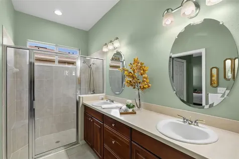 2404 Kensington Greens Drive Sun City Center FL 33573
