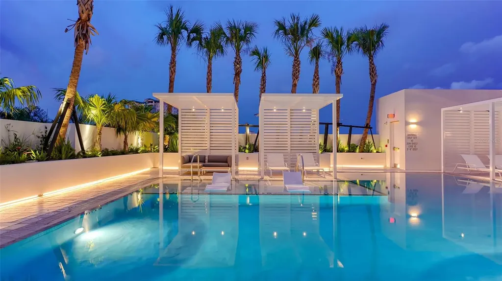 605 S Gulfstream Avenue Sarasota FL 34236