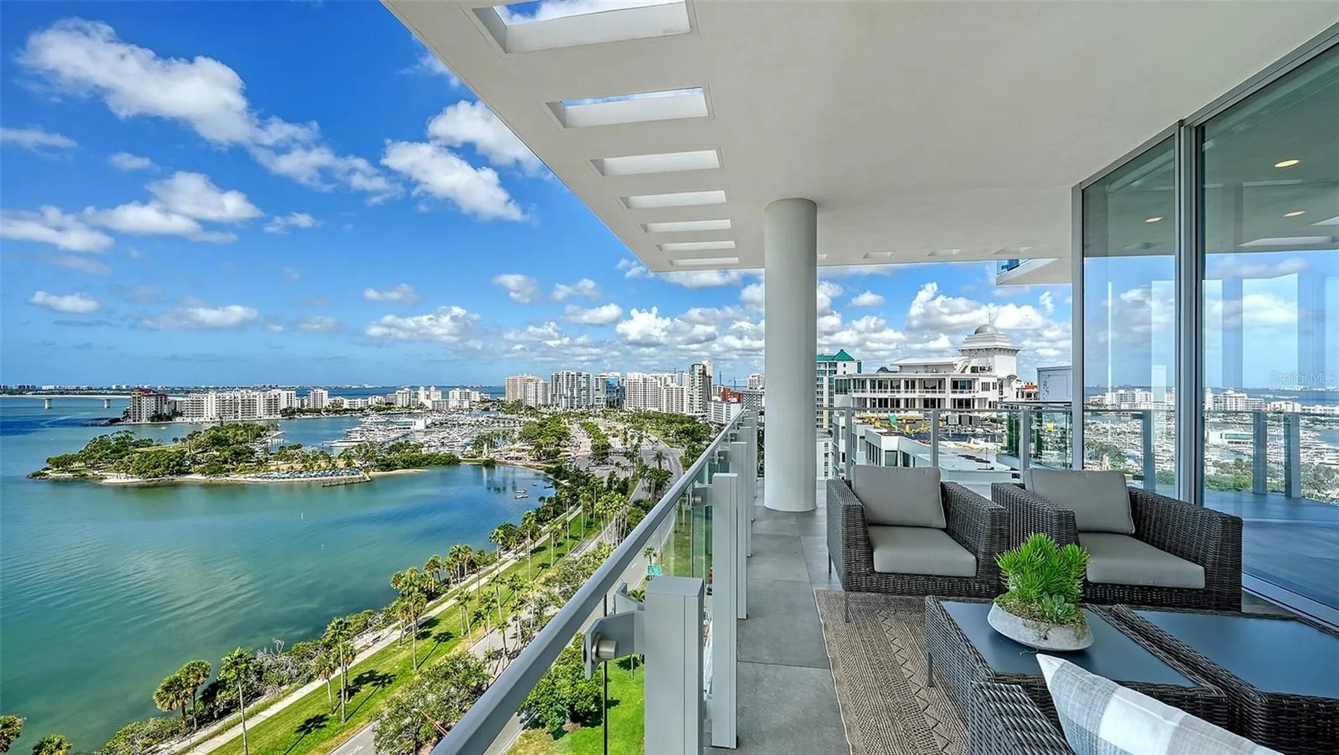 605 S Gulfstream Avenue Sarasota FL 34236