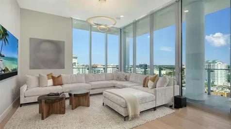 605 S Gulfstream Avenue Sarasota FL 34236