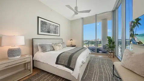 605 S Gulfstream Avenue Sarasota FL 34236