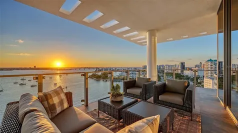 605 S Gulfstream Avenue Sarasota FL 34236