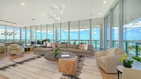 605 S Gulfstream Avenue Sarasota FL 34236