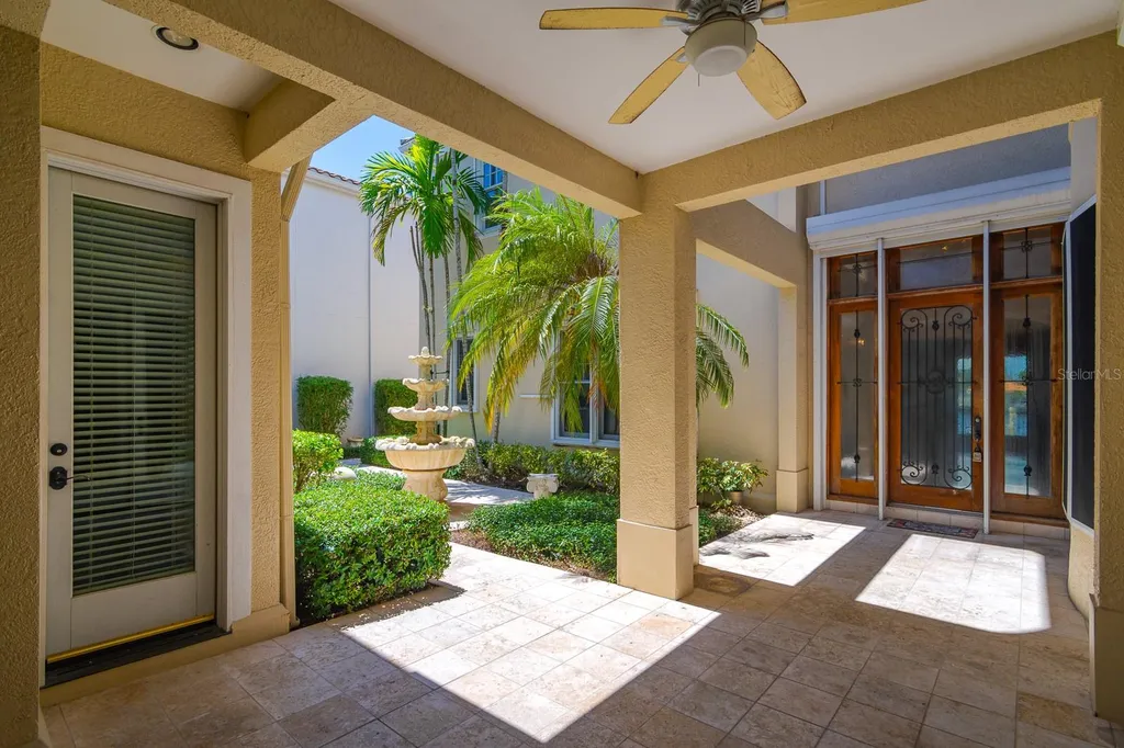 1029 Royal Pass Road Tampa FL 33602