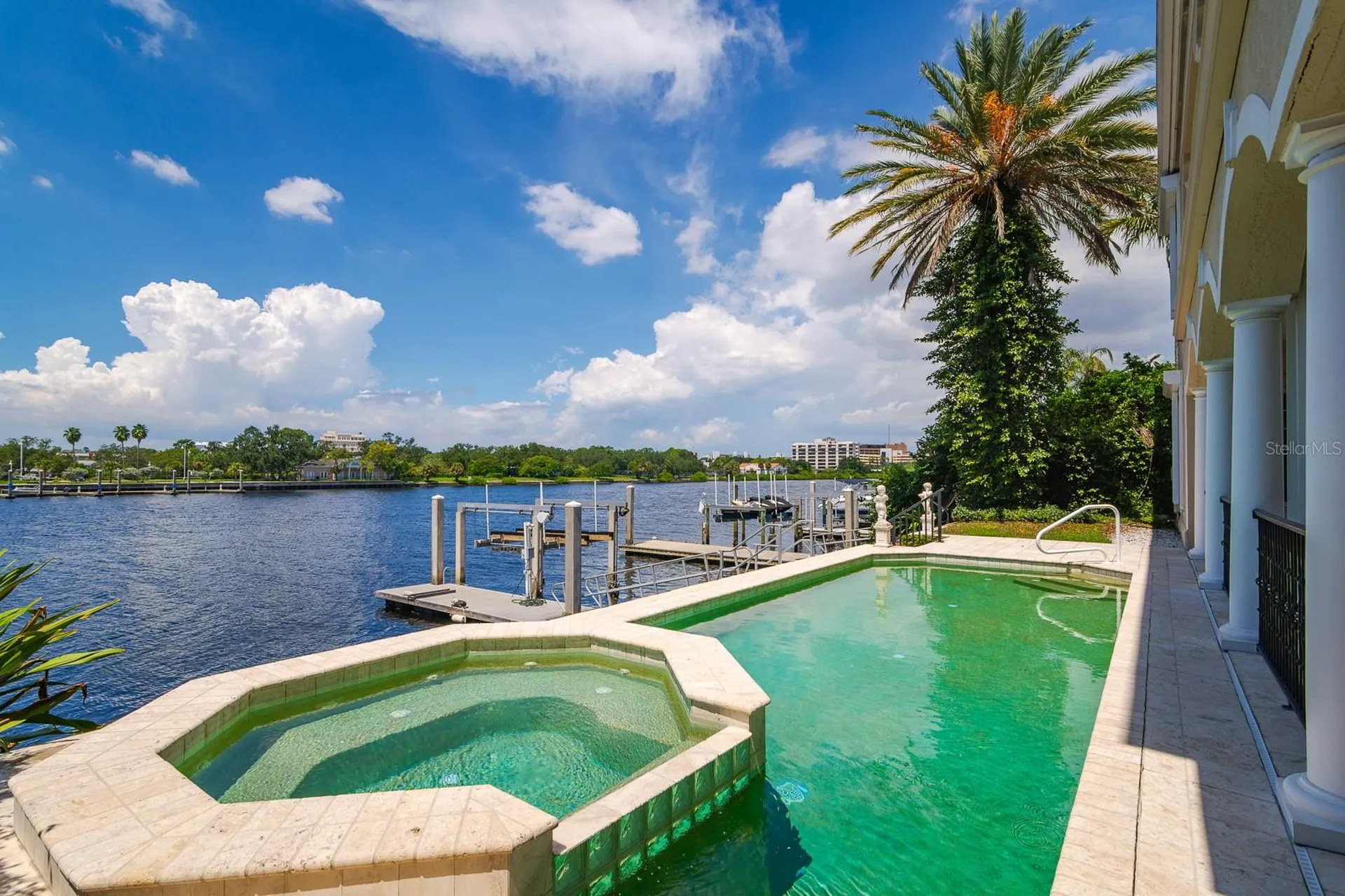 1029 Royal Pass Road Tampa FL 33602