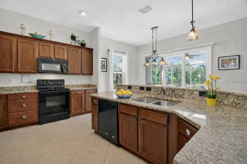 11276 SE 170th Place Summerfield FL 34491