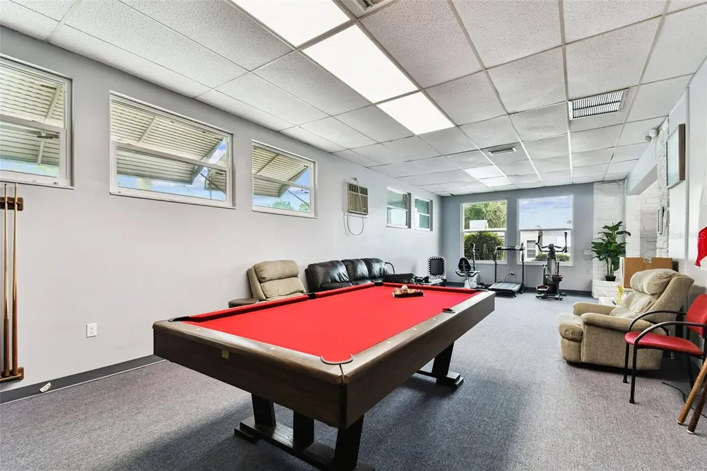 250 Rosery Road NW Largo FL 33770