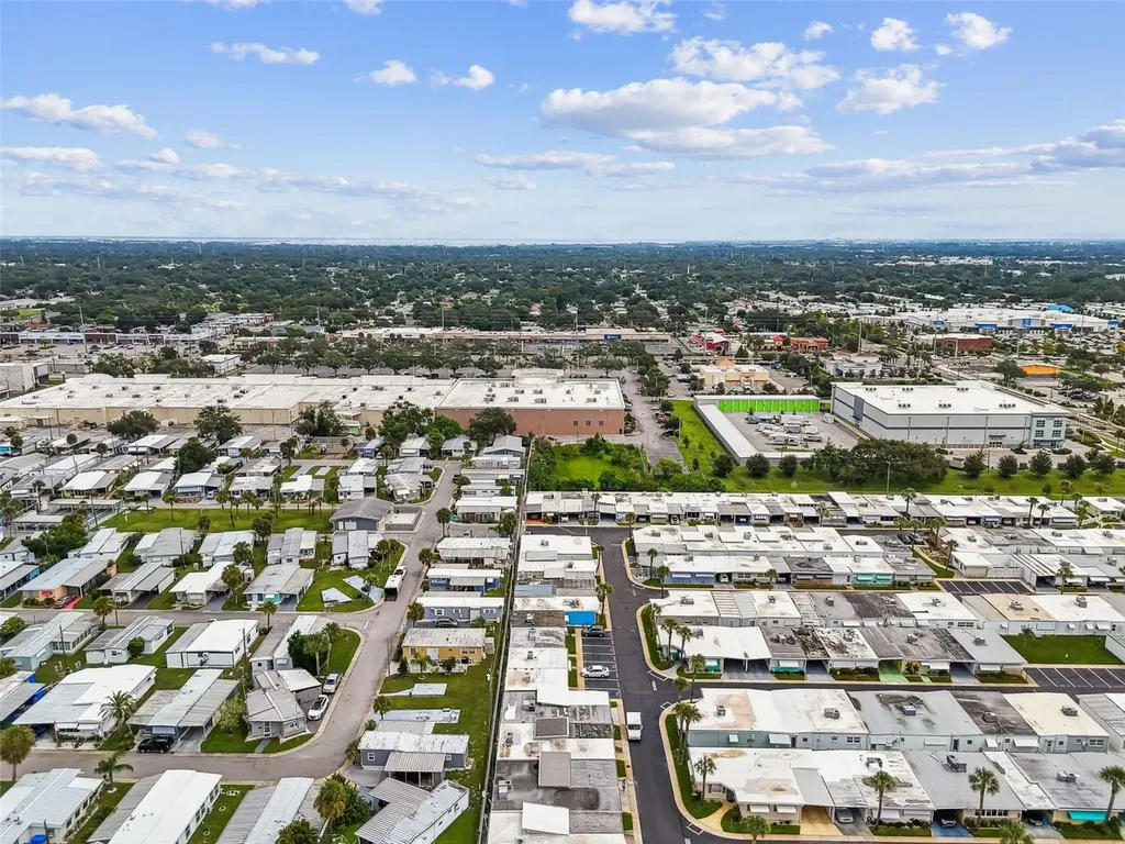 250 Rosery Road NW Largo FL 33770