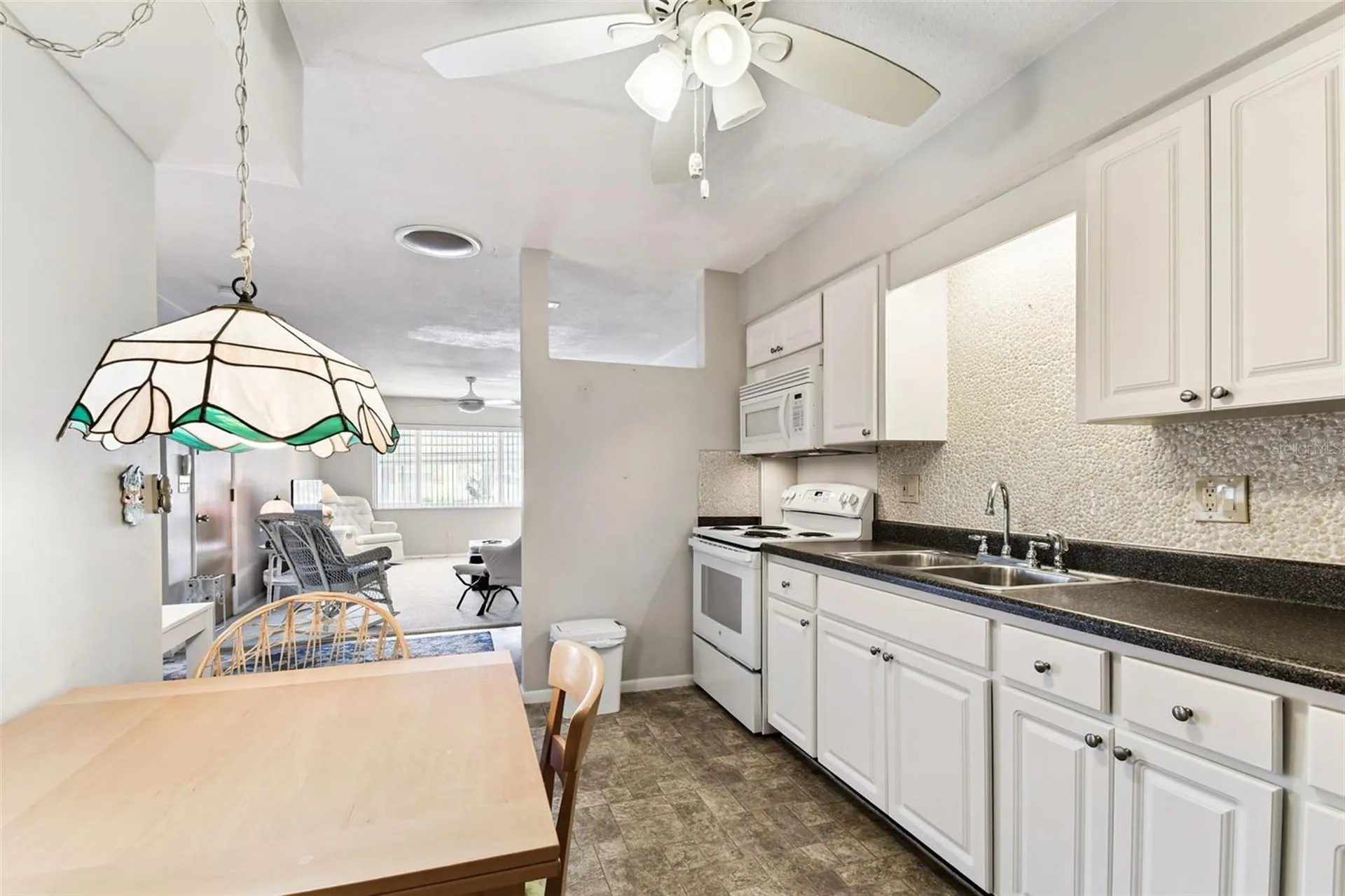 250 Rosery Road NW Largo FL 33770
