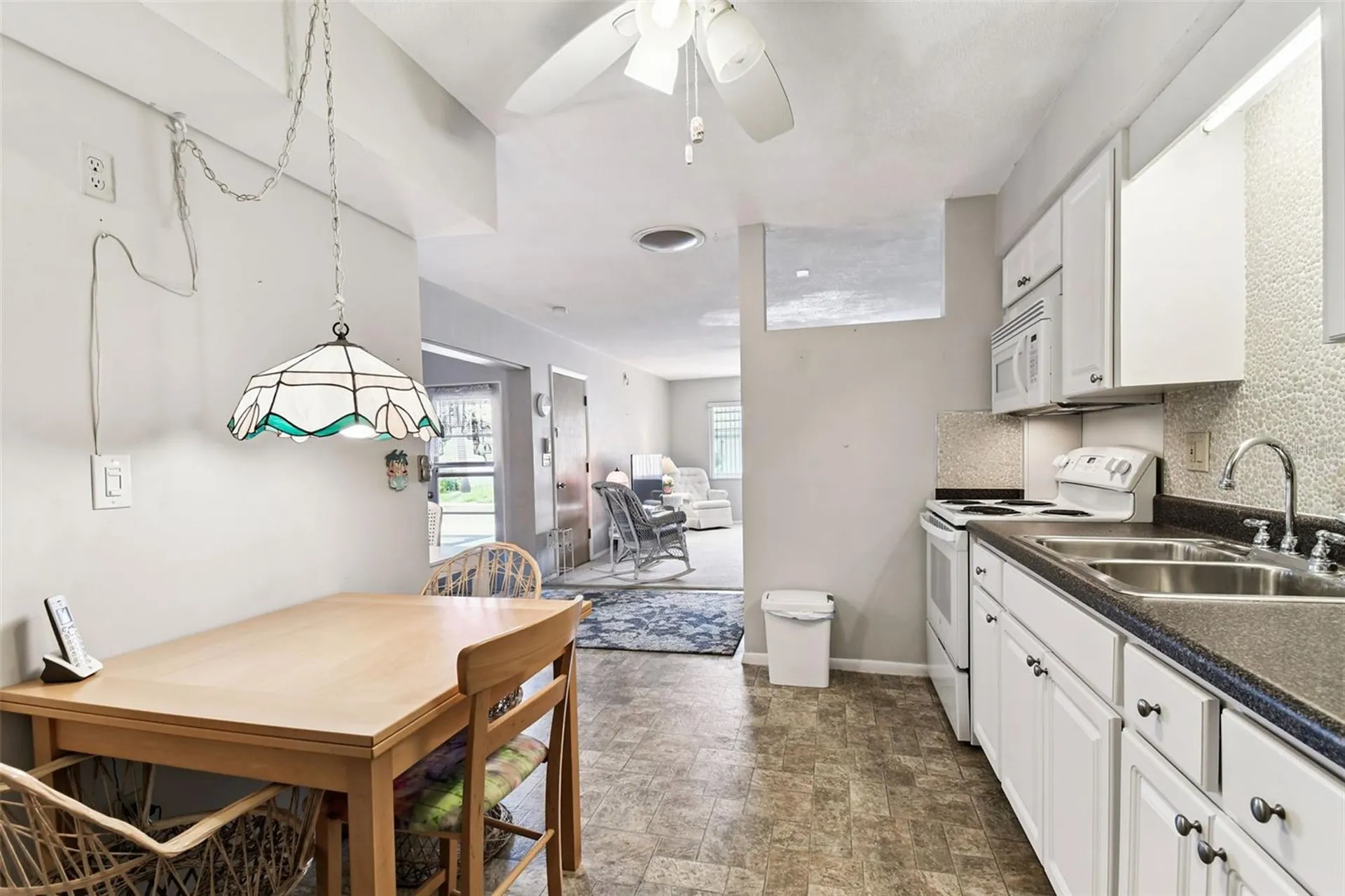 250 Rosery Road NW Largo FL 33770