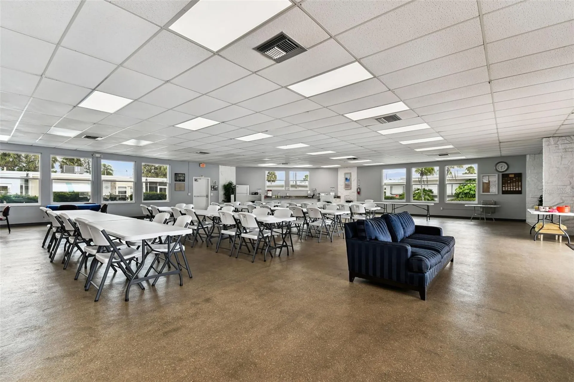250 Rosery Road NW Largo FL 33770