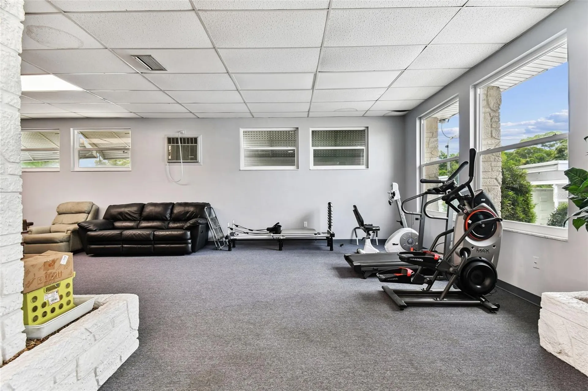 250 Rosery Road NW Largo FL 33770
