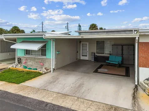 250 Rosery Road NW Largo FL 33770