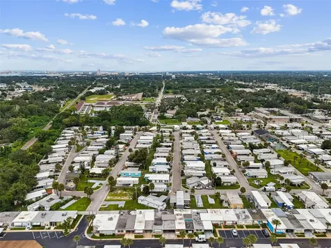 250 Rosery Road NW Largo FL 33770