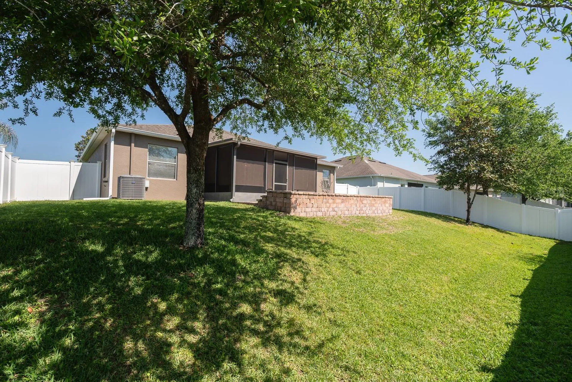 5828 Puzo Place Mount Dora FL 32757