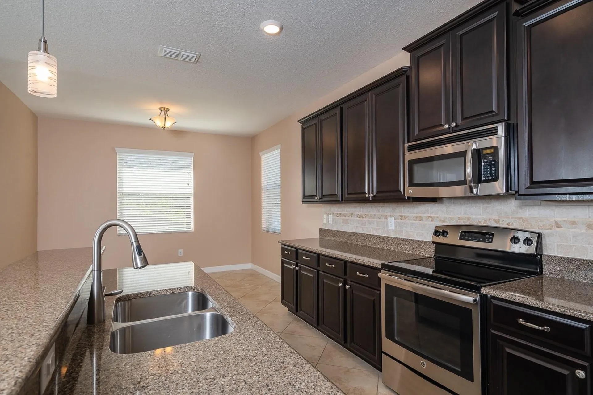 5828 Puzo Place Mount Dora FL 32757