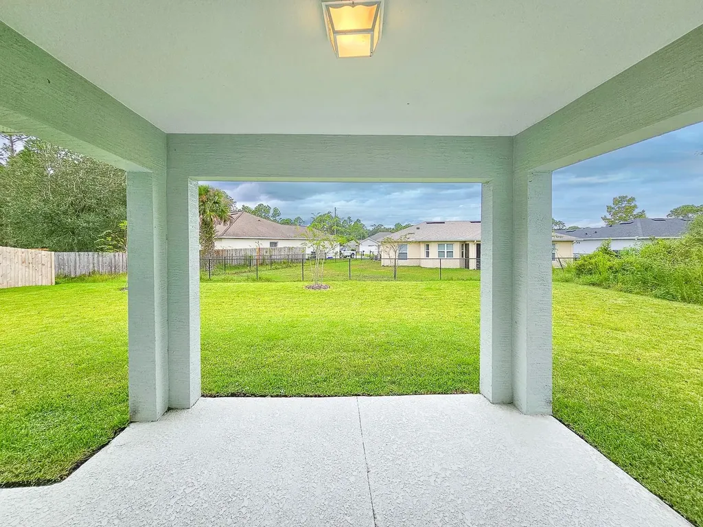 107 Karas Trail Palm Coast FL 32164
