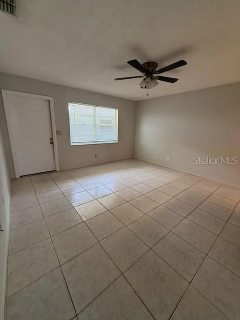 5881 72nd Avenue N Pinellas Park FL 33781