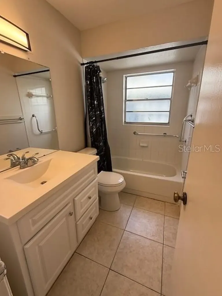 5881 72nd Avenue N Pinellas Park FL 33781
