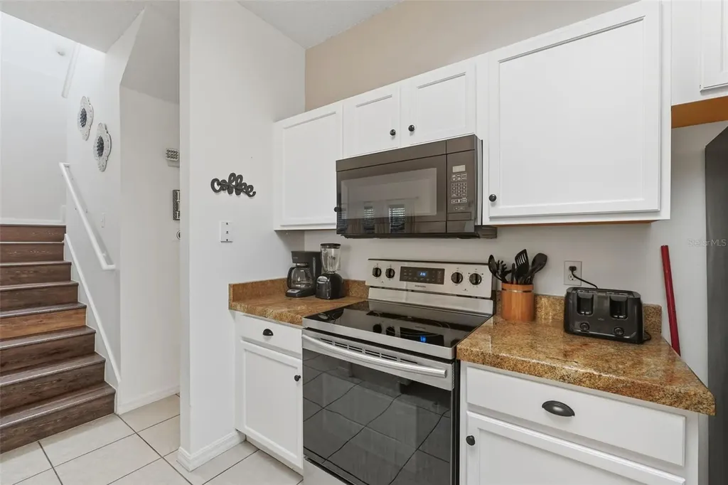 4747 Ormond Beach Way Kissimmee FL 34746