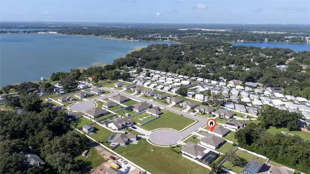 252 Samantha Ave, Auburndale FL 33823