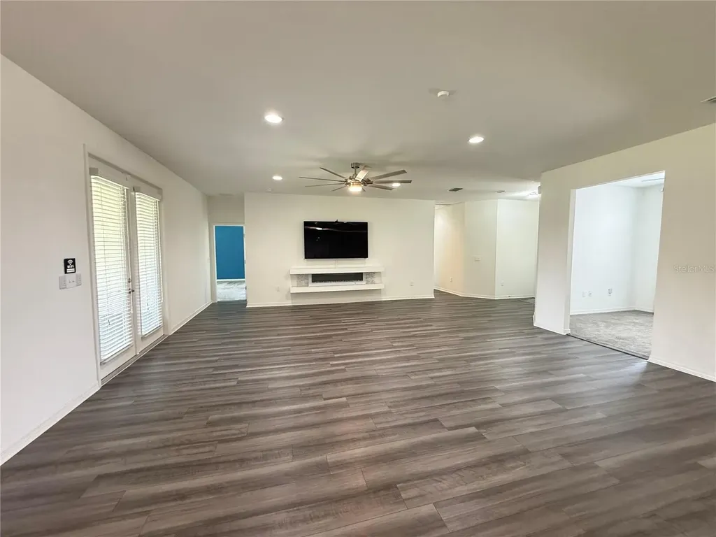 252 Samantha Ave, Auburndale FL 33823