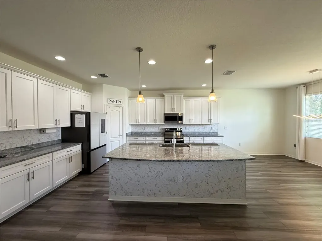 252 Samantha Ave, Auburndale FL 33823