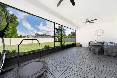 252 Samantha Ave, Auburndale FL 33823