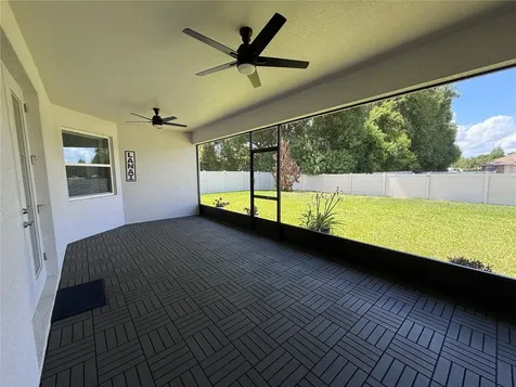 252 Samantha Ave, Auburndale FL 33823